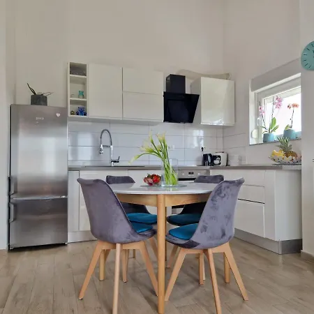 Apartment Perla *
