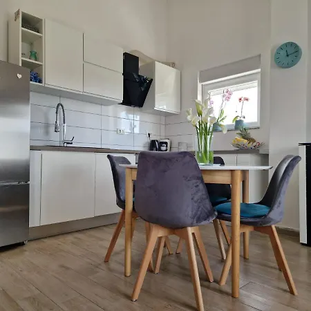 Perla Apartment *