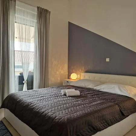 Perla Apartment *